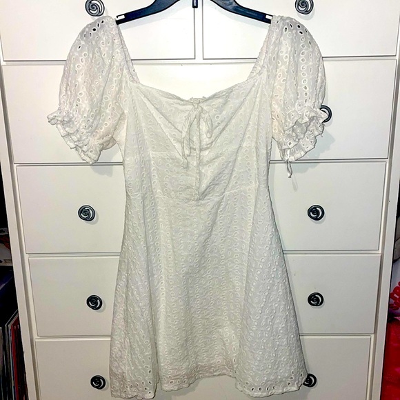 SHEIN Dresses & Skirts - SHEIN White Sun dress